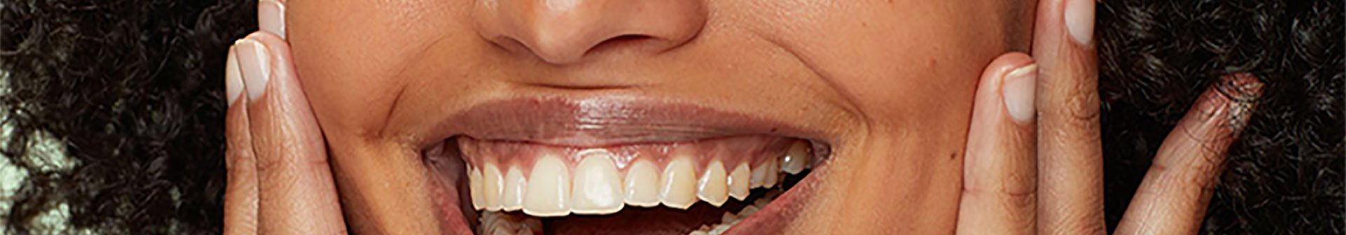 Model, fight dull skin